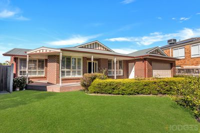 12 Carpentaria Court