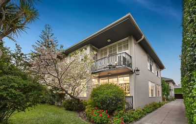 2/183 Kooyong Road