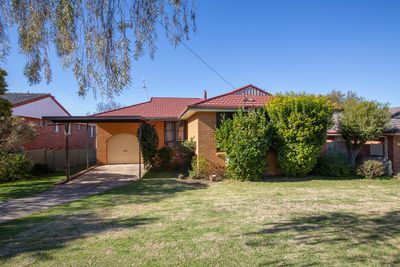 27 Amaroo Road